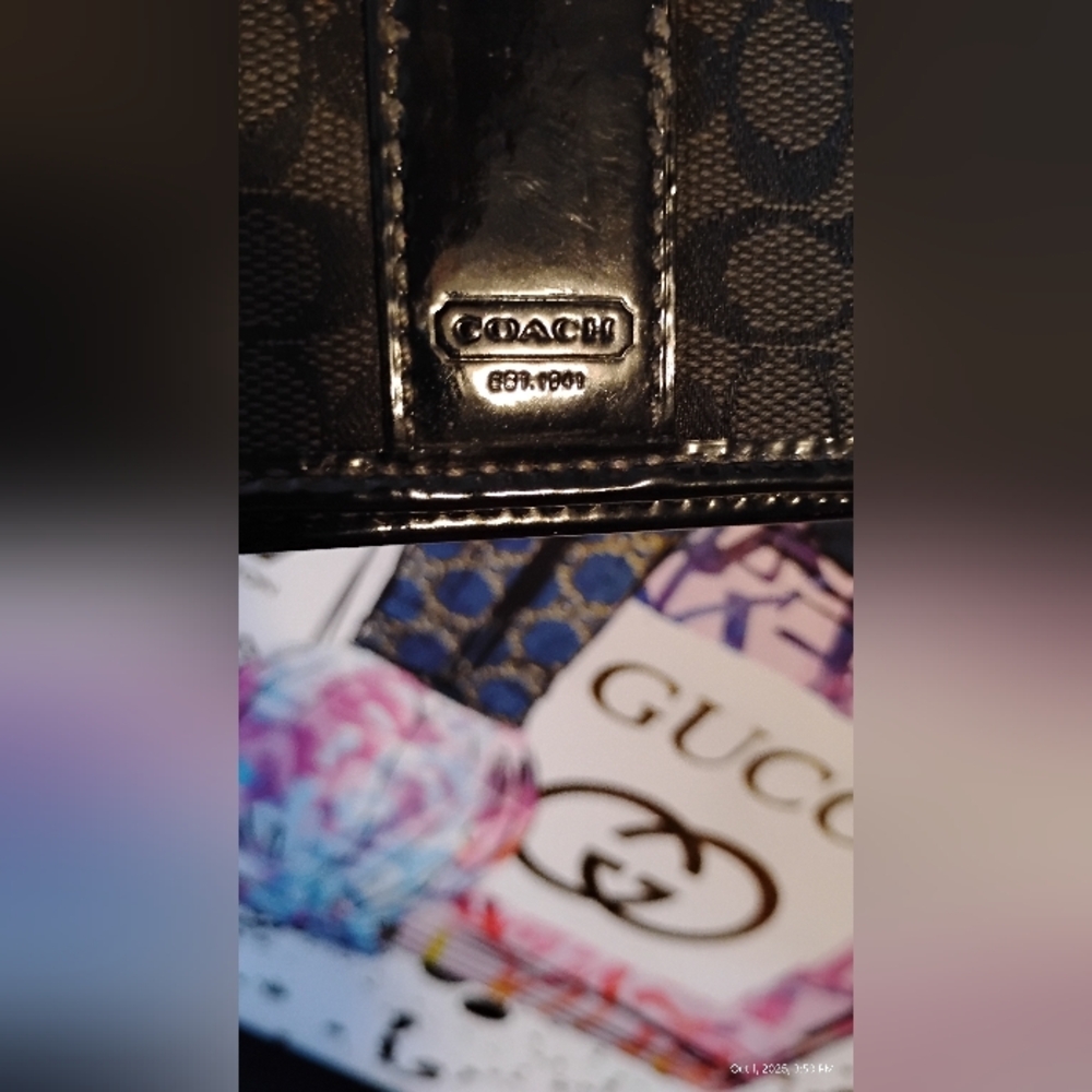 Coach Black and Dark Gray Card Walletñ Coach Monogram Design 🎁 - Picture 5 of 5